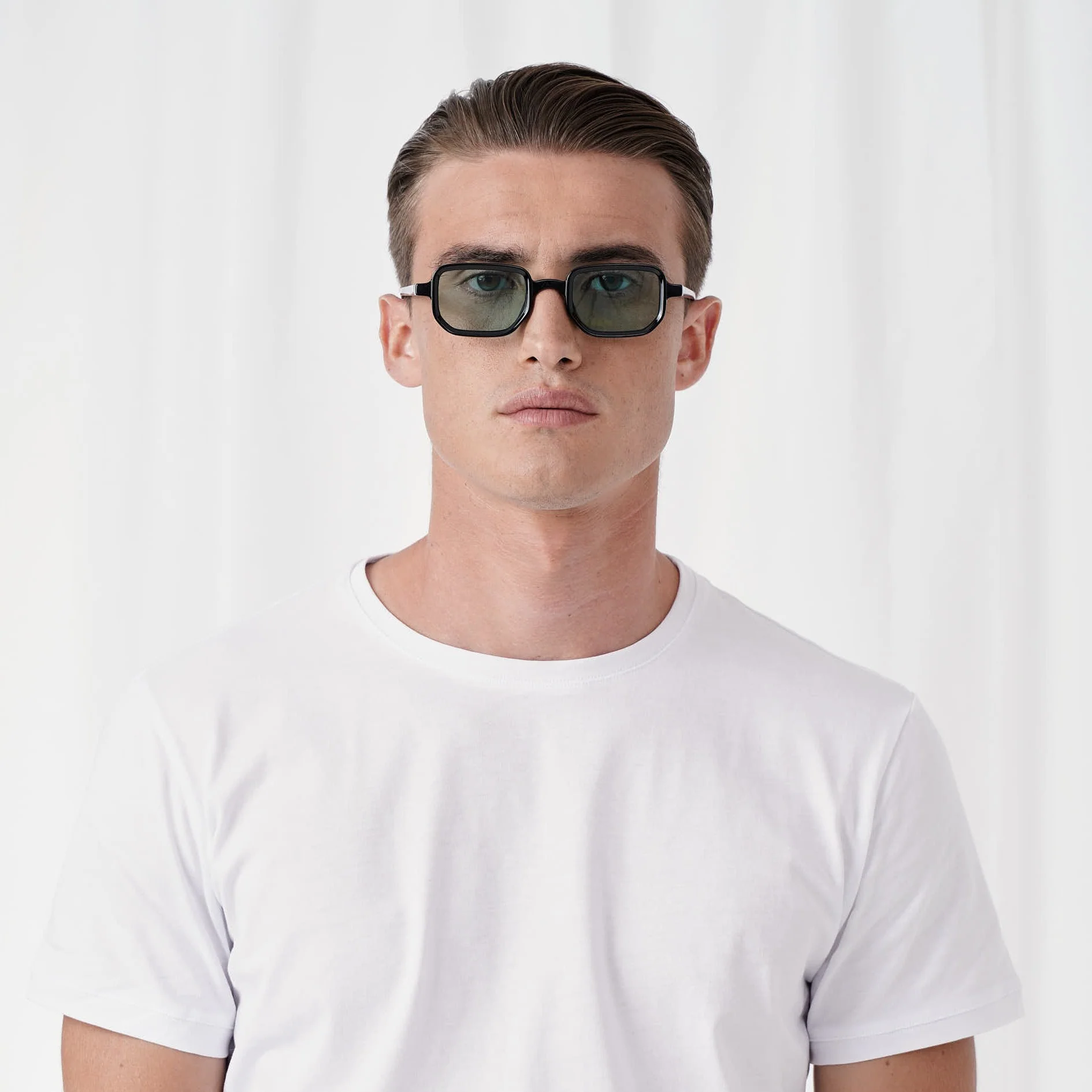 BILLIE - Image 19