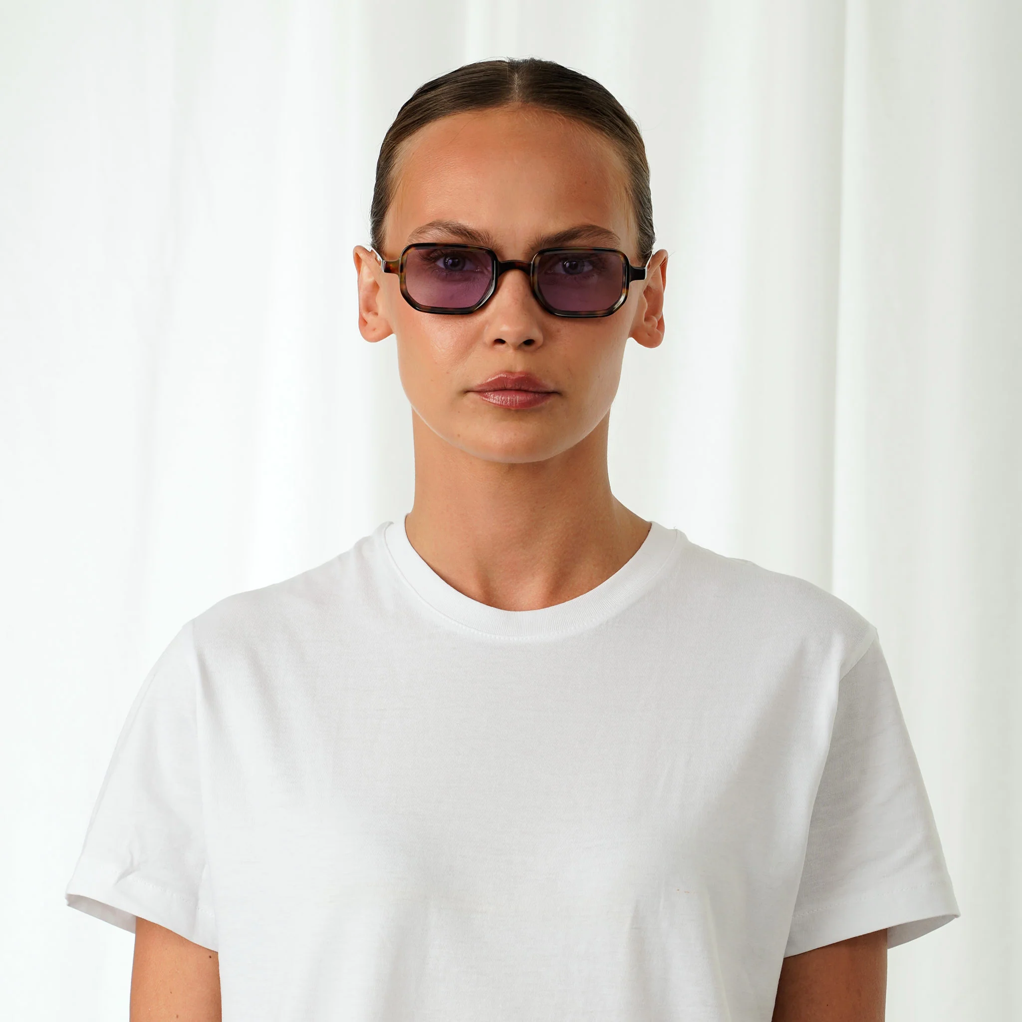 BILLIE - Image 48