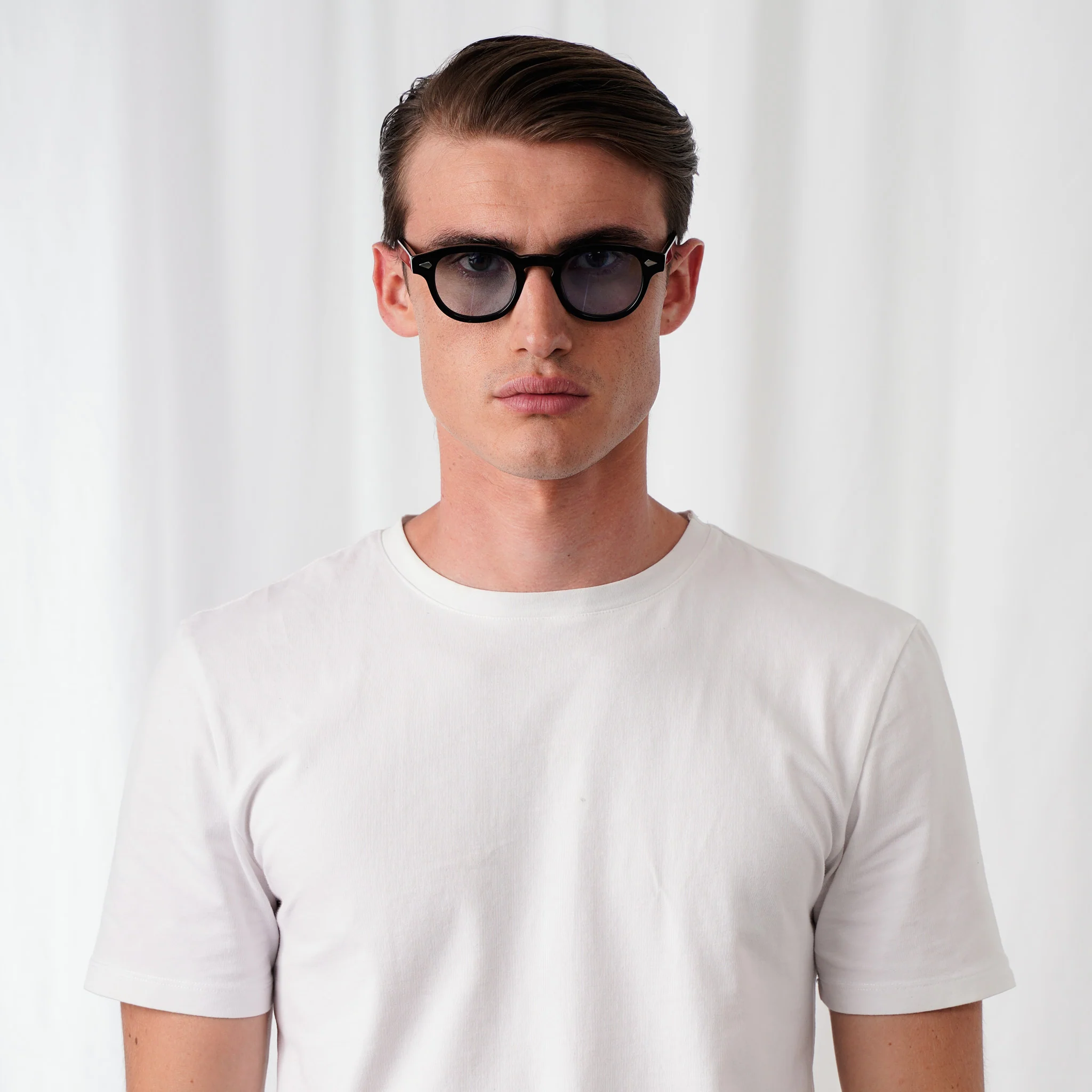 JOHN - Image 19