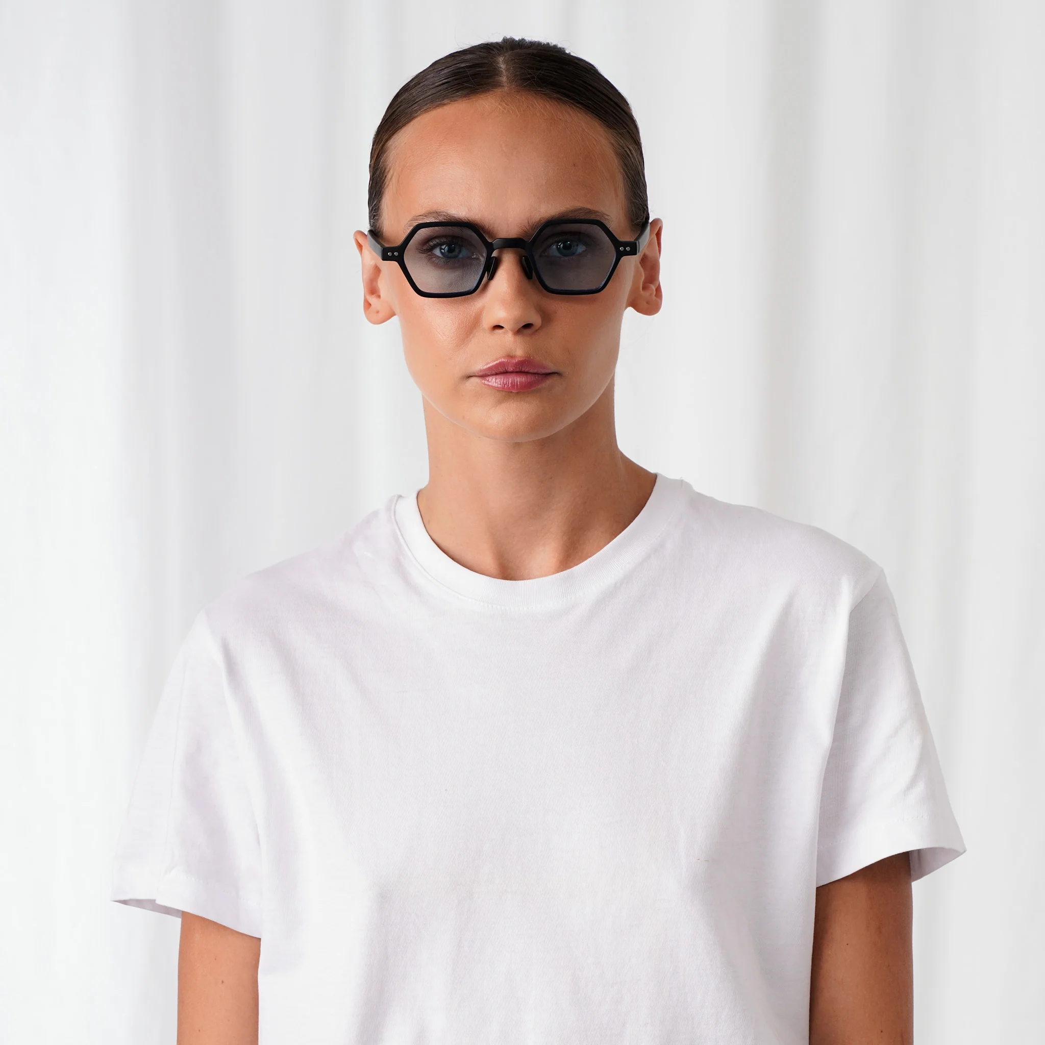 LEON - Image 20