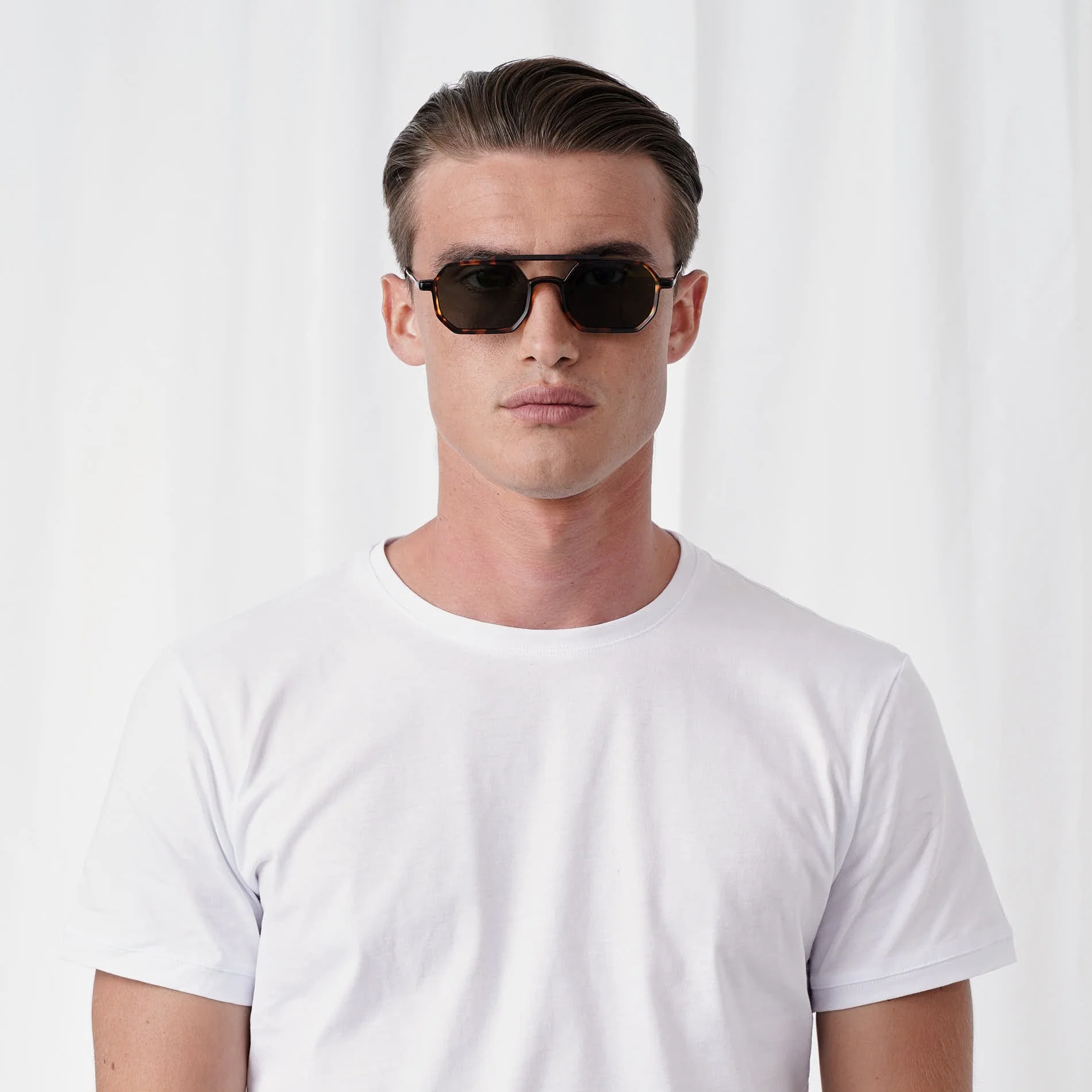 RICHARD - Image 27