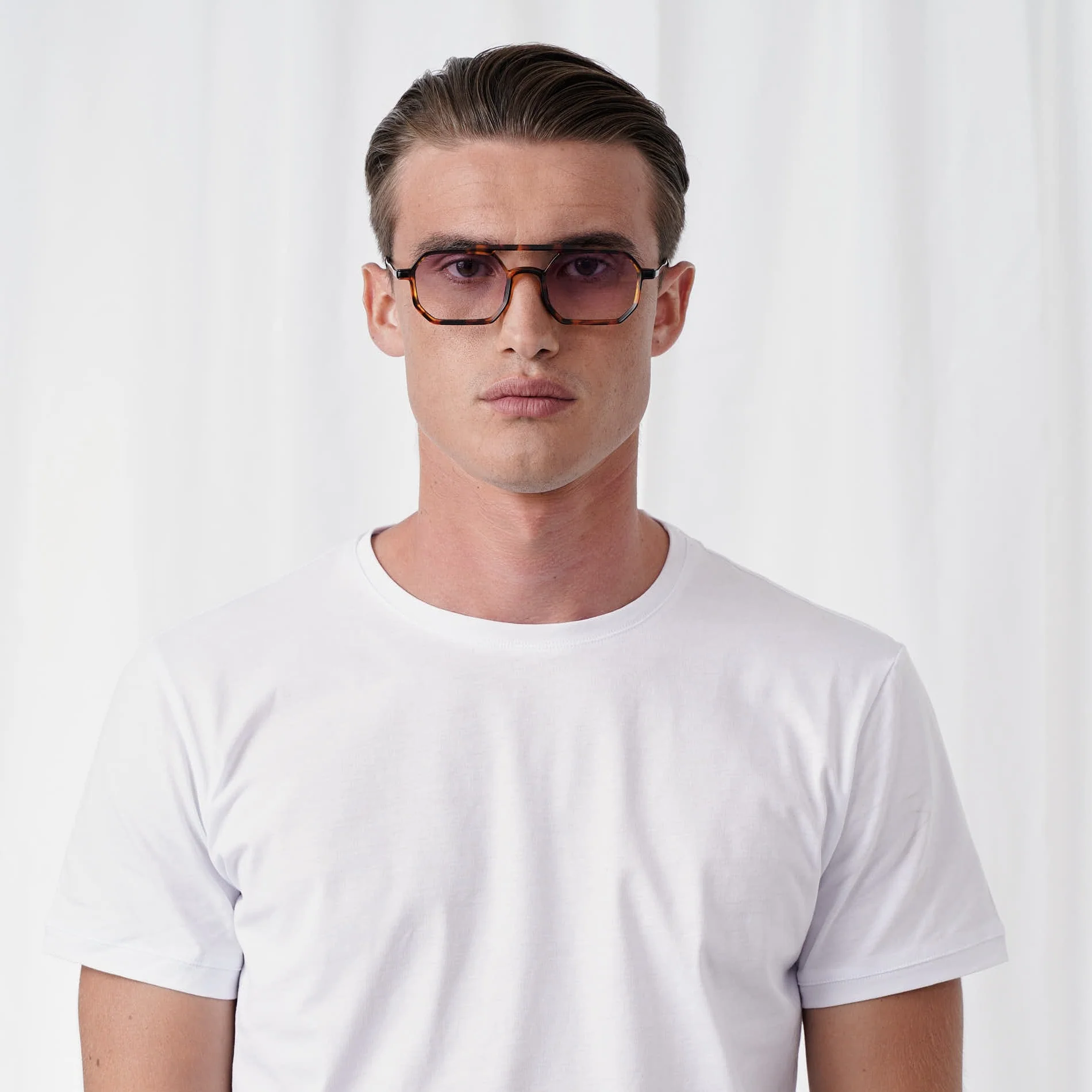 RICHARD - Image 35